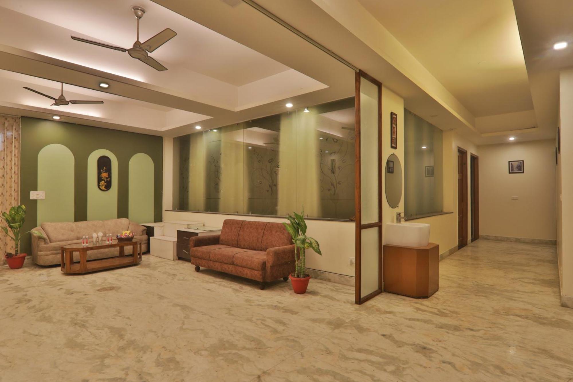 Hotel Tokyo 1 Lucknow